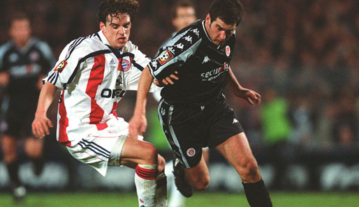 Thomas Meggle (r.) war einer der Torschützen beim Sieg über den Weltpokalsieger FC Bayern München im Jahr 2002