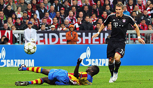 Der deutsche Rekordmeister begann seine Champions-League-Reise in der Allianz Arena gegen Valencia. Schweinsteiger brachte Bayern in Führung, Kroos erhöhte in der 76. Spielminute auf 2:0. Valdez verkürzte - aber dem FCB gelang der Auftakt nach Maß