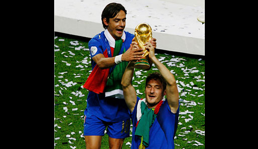 2006 wird Italien in Deutschland Weltmeister. Inzaghi bestreitet seine einzige Partie des Turniers im Gruppenspiel gegen Tschechien und erzielt das 2:0