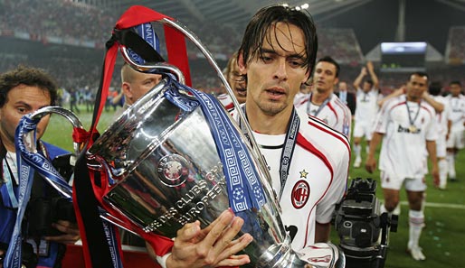 Und noch mehr Titel: 2007 holt Pippo mit Milan erneut die Champions League, den UEFA Super Cup sowie die FIFA-Klub-WM. Es werden bis heute die letzten großen Titel sein
