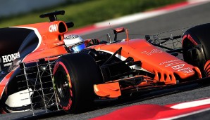 Für McLaren-Honda liefen die Testfahrten in Spanien hingegen eher ernüchternd. Zeiten und Zuverlässigkeit ließen viel Luft nach oben