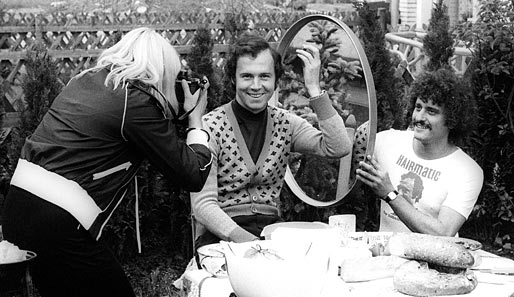 Beckenbauer als Werbeikone. Hier beim Foto-Shooting für die Haarschneidemaschine Hairmatic