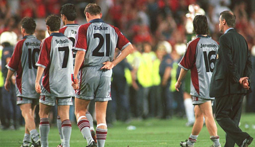 Der bitterste Moment seiner Trainer-Karriere: Hitzfeld verliert mit den Bayern das CL-Finale 1999 gegen Manchester United 1:2