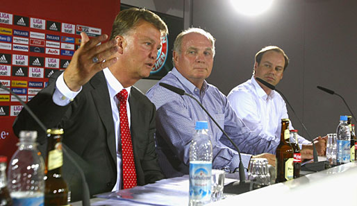"Mir san mir!" Am 1. Juli wurde van Gaal offiziell als neuer Bayern-Trainer vorgestellt - und überraschte mit seinen Bayerisch-Kenntnissen