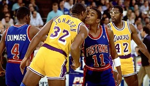 Eine innige Freundschaft verband den Point Guard mit Magic Johnson. Die zerbrach 2009 jedoch, als die Lakers-Legende Thomas in einem Buch angriff