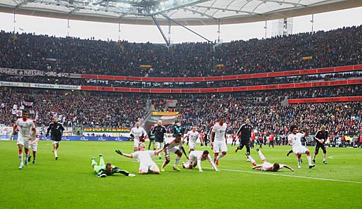 Mit Vollspeed zum Titel: Die 23. Meisterschaft der Bayern am 28. Spieltag ist die früheste in der Geschichte der Bundesliga