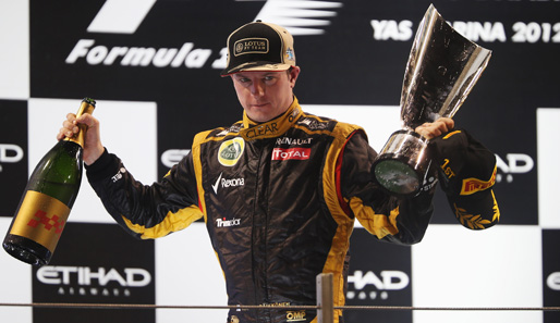 Es ist eine überraschend gute Comebacksaison von Räikkönen, in der er in Abu Dhabi sein erstes Rennen seit seinem Comeback gewinnt und letztlich starker WM-Dritter wird