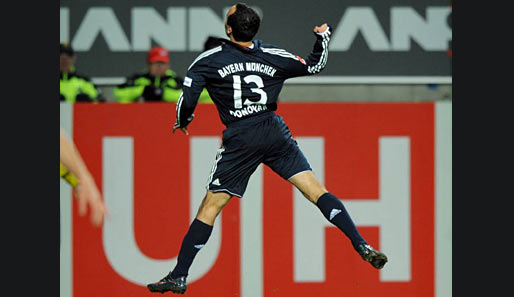 Gegen Kaiserslautern erzielte Donovan sein zweites Testspieltor für den FC Bayern - und freute sich dementsprechend. Danach fiel er allerdings durch