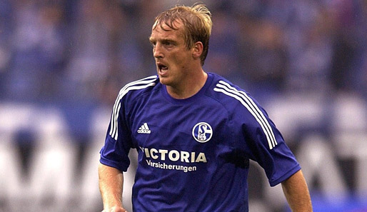 Schon in seiner aktiven Zeit war Mike Büskens ein Kämpfertyp und gehörte unter den Schalke-Fans zu den Publikumslieblingen