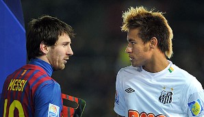 So sieht Weltspitze aus: Neymar mustert Leo Messi ganz genau - eines Tages will der Brasilianer auch der beste Fußballer der Welt werden