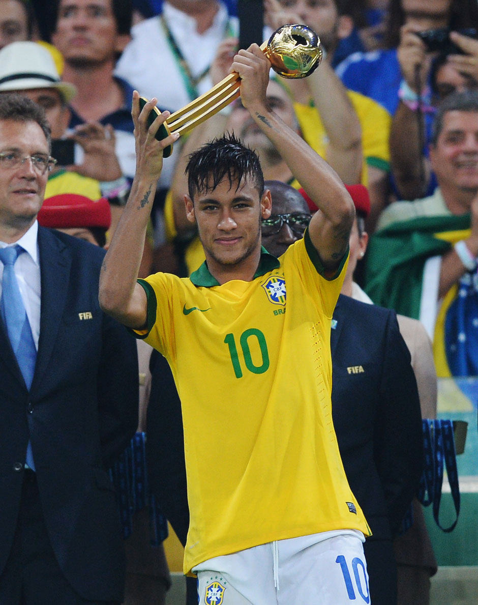 Neymar überzeugte Barca wohl auch durch seine starken Auftritte beim ConfedCup, bei dem er mit Brasilien den Titel holte und zum besten Spielers des Turniers gewählt wurde.