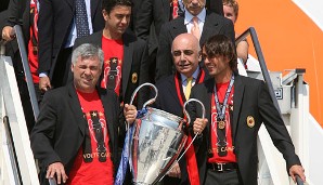 2007 dann die Revanche in Athen: Milan trifft wieder auf Liverpool und gewinnt 2:1. Paolo Maldini holt seinen fünften Champions-League-Titel (Cup der Landesmeister)