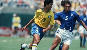 Auch im Nationalteam machte Paolo eine große Karriere: 126 Länderspiele bestritt er insgesamt. Sein Debüt gab er 1988, hier ist er im WM-Finale 1994 zu sehen