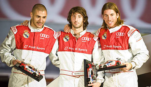 Die schnellsten Spieler von Real Madrid, zumindest im Kart: Karim Benzema (2.), Esteban Granero (1.) und Sergio Ramos (3.) (v.l.n.r.)