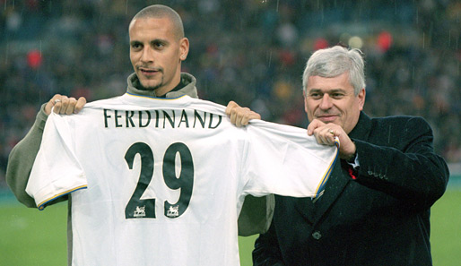 Im November 2000 wechselt Rio Ferdinand zu Leeds United - für die damalige englische Rekordablöse von 26 Millionen Euro