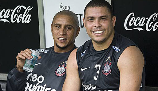 Zweieinhalb Jahre später zog es ihn zurück nach Brasilien. Zusammen mit Kumpel Ronaldo sollte die Karriere bei Corinthians in Sao Paulo ausklingen
