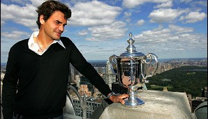 Zum ersten Mal seit Rod Laver 1969 erreichte ein Spieler in einem Jahr alle vier Grand-Slam-Finals. Seinen dritten US-Open-Triumph feiert Federer als König von New York