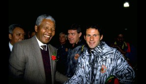 Ein Waliser in Südafrika: Ryan Giggs trifft Nelson Mandela (l.) ...
