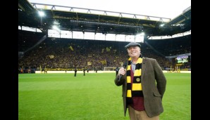 Nachdem sich Sheffield und Dortmund näher gekommen sind, stellte Präsident Tims seinen Klub vor der Südtribüne vor