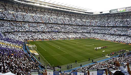Platz 6: Bernabeu-Stadion, Madrid. Laut "Times" der "böse Zwillingsbruder" von Nou Camp. Hat Platz für 80.000. Benannt nach Reals Präsident Santiago Bernabeu (1943-1978)