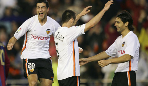 Routinier Roberto Ayala (r.) bestritt bereits 115 Länderspiele für sein Heimatland Argentinien. 2007 kam er vom FC Valencia nach Aragonien