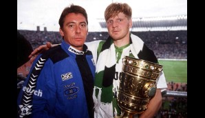 Gladbach unter Trainer Bernd Krauss erledigt im Finale den VfL Wolfsburg. Effe markiert beim 3:0 den vorentscheidenden Treffer zum 2:0