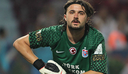 Onur Kivrak (Trabzonspor): Von 0 auf 100 Nationalspieler! Der Youngster ist einer der besten Torhüter der Liga