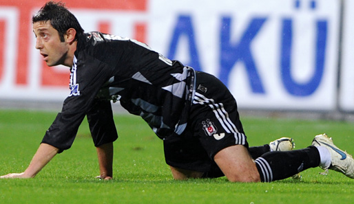 Nihat Kahveci war einst das Aushängeschild des türkischen Fußballs. Inzwischen hat er seinen Stammplatz auf der Tribüne