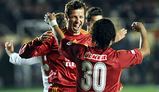 Der eisenharte Verteidiger Lucas Neill geht bei Galatasaray in seine zweite Saison