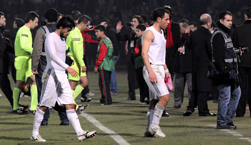 Am Ende gewinn Gaziantepspor durch Tore von Julio Cesar und Deumi mit 2:0