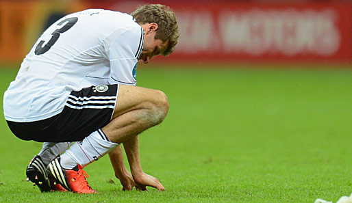 Als Draufgabe musste Müller noch das bittere Scheitern im Halbfinale der EM 2012 gegen Italien (1:2) verdauen. Trotz starker Auftritte in der Spielen zuvor