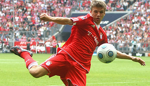 Müller enttäuschte seinen Förderer nicht. In allen Bundesliga-Spielen im Einsatz überragte er seine prominenten Kollegen mit 13 Toren und elf Assists