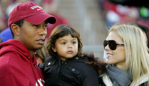 Sie waren mal eine Happy Family: Der stolze Papa Tiger Woods mit Töchterchen Sam Alexis, die 2007 geboren wurde, und seiner Ex-Frau Elin Nordegren. Sohn Charlie Axel kam im Februar 2009 zur Welt
