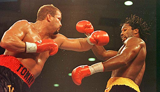 Letzter Höhepunkt seiner Boxkarriere war im Oktober 1995 sein Fight gegen Lennox Lewis in Atlantic City