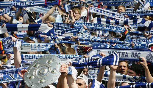 Platz 14: Hertha BSC. Der Schnitt in Berlin hat sich in der erfolgreichen Saison 2008/2009 erhöht. Aktuell stehen die Hauptstädter bei 49.695 Zuschauern pro Begegnung