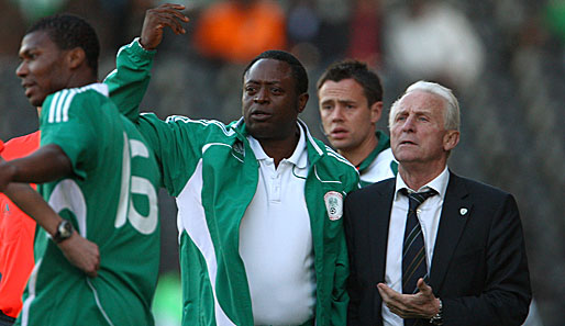 32 Teams sind bei der WM dabei, welcher Coach verdient am meisten? Auf dem letzten Platz der Liste von "futebol finance": Shaibu Amodu, Nigeria, 125.000 Euro Jahresgehalt