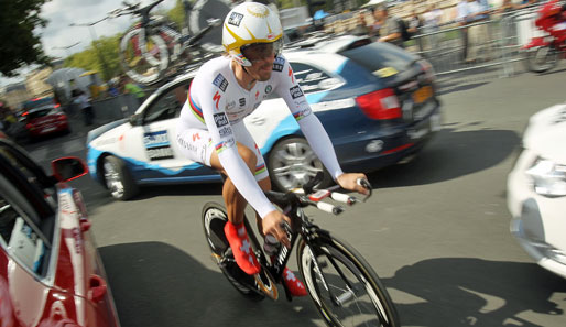 Den Etappensieg holte wie schon im Prolog Zeitfahr-Weltmeister Fabian Cancellara