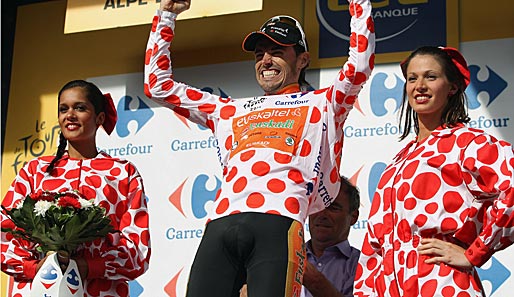 Ins Bergtrikot fuhr Sammy Sanchez. Der Baske vom Euskaltel-Team wird somit der Bergkönig der Tour 2011, denn auf den beiden letzten Etappen werden keine Punkte mehr vergeben