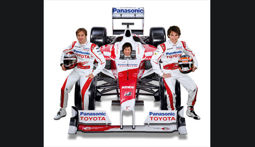 Die Toyota-Piloten Timo Glock, Jarno Trulli und Kamui Kobayashi können sich auf ihren neuen Dienstwagen freuen