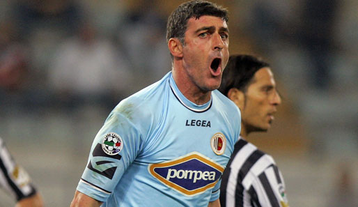 Gianluca Pagliuca. Der Serie-A-Rekordtorhüter (592 Spiele) hängte erst mit 42 die Fußballschuhe an den Nagel