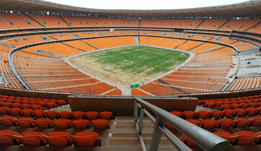 94.700 Fans können im Johannesburger Soccer City Stadion das Eröffnungsspiel und das Finale der WM live mitverfolgen. Soccer City: die Heimat des südafrikanischen Fußballs