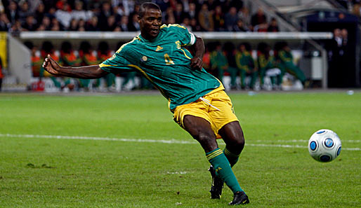 Der Kapitän: Aaron Mokoena, FC Portsmouth, 29 Jahre, 99 Länderspiele, 2 Tore (Stand: 31.5.2010)