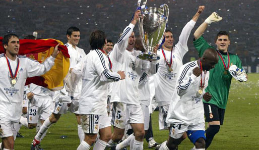 An der Seite von Makelele, Raul, Casillas und vielen anderen Hochkarätern ging Frankreichs Fußball-Idol mit dem CL-Pokal nach dem Sieg in die Ehrenrunde