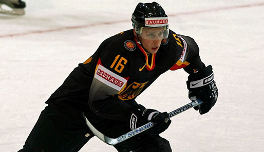 Der deutsche Nationalspieler Michael Wolf spielt seit 2005 bei den Iserlohn Roosters