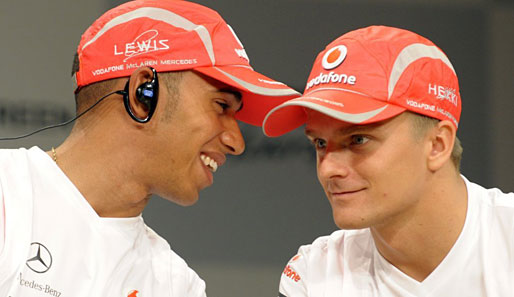 Lewis Hamilton (l.) und Heikki Kovalainen werden das neue KERS-System wohl schon in Melbourne benutzen