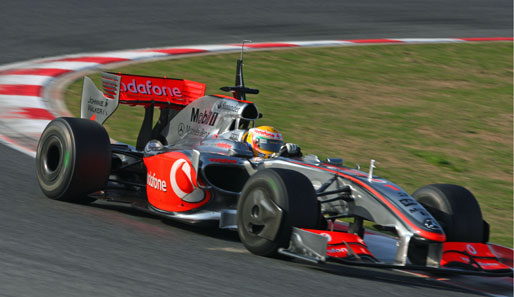 Norbert Haug sieht für die erste Saisonhälfte für McLaren schwarz