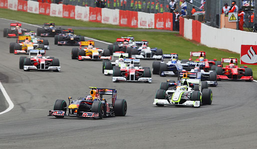 Verkehrte Formel-1-Welt. 2009 diktieren Red Bull und Brawn GP das Tempo