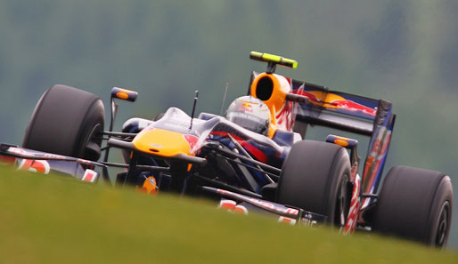 Sebastian Vettel hat genauso viel Benzin an Bord wie Red-Bull-Kollege Mark Webber