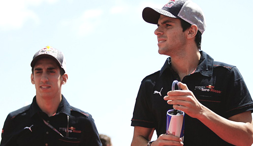 Sollen auch 2010 für Toro Rosso fahren: Sebastien Buemi (l.) und Jaime Alguersuari