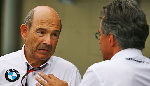 Peter Sauber hat das operative Geschäft bei BMW-Sauber an Mario Theissen übergeben